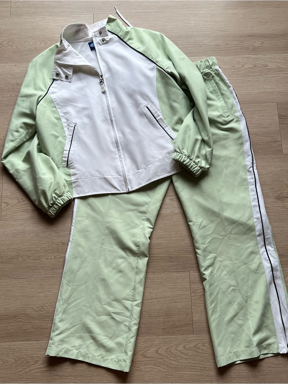 Fuda Vintage Green and White Tracksuit